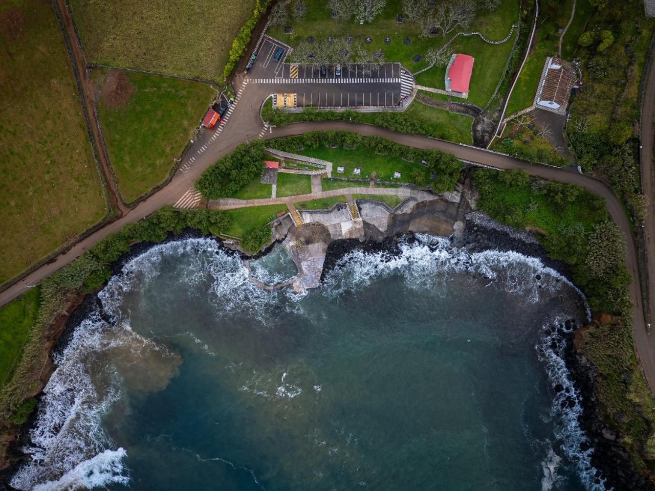 Xhale Azores Angra do Heroísmo Buitenkant foto
